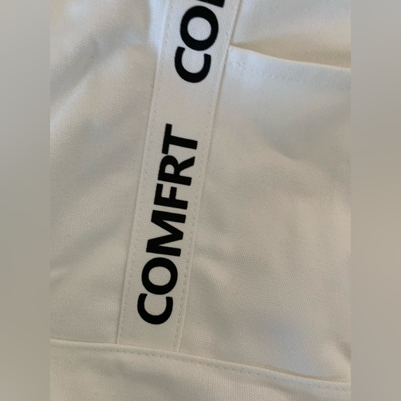 Comfrt White Tote Bag NWT - Picture 4 of 7